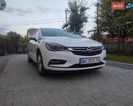 Опель Астра 2019 в Трускавце на Automoto.ua Белый Опель Астра, объемом двигателя 1.6 л и пробегом 215 тыс. км за 11900 $, фото 2 на Automoto.ua