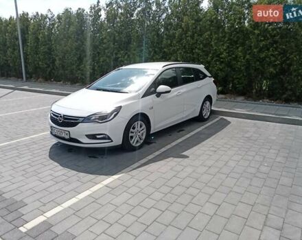 Білий Опель Астра, об'ємом двигуна 1.6 л та пробігом 134 тис. км за 15119 $, фото 1 на Automoto.ua