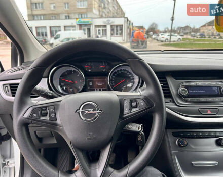 Белый Опель Астра, объемом двигателя 1.6 л и пробегом 190 тыс. км за 10799 $, фото 27 на Automoto.ua