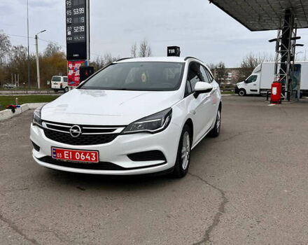 Белый Опель Астра, объемом двигателя 1.6 л и пробегом 190 тыс. км за 10799 $, фото 5 на Automoto.ua