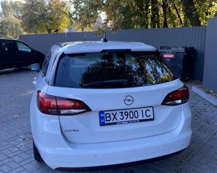 Опель Астра 2019 в Хмельницком на Automoto.ua Белый Опель Астра, объемом двигателя 1.6 л и пробегом 129 тыс. км за 10500 $, фото 2 на Automoto.ua