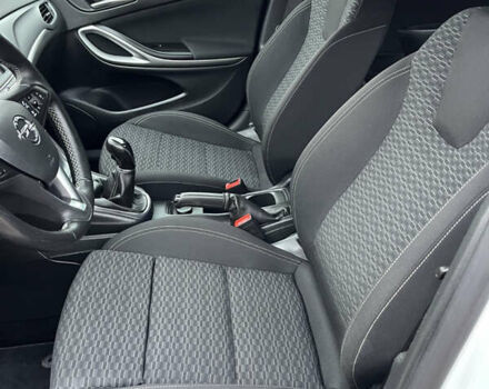 Белый Опель Астра, объемом двигателя 1.6 л и пробегом 129 тыс. км за 10500 $, фото 21 на Automoto.ua