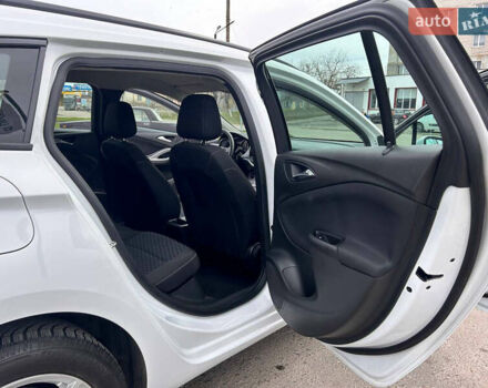 Белый Опель Астра, объемом двигателя 1.6 л и пробегом 195 тыс. км за 9899 $, фото 26 на Automoto.ua