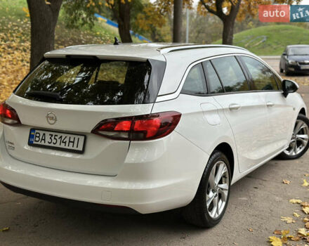 Опель Астра 2019 в Кропивницком (Кировограде) на Automoto.ua Белый Опель Астра, объемом двигателя 1.6 л и пробегом 217 тыс. км за 11500 $, фото 11 на Automoto.ua