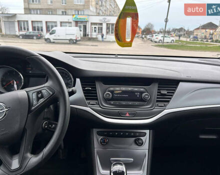Белый Опель Астра, объемом двигателя 1.6 л и пробегом 190 тыс. км за 10799 $, фото 22 на Automoto.ua