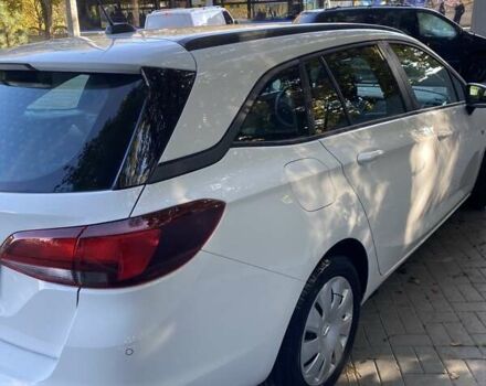 Опель Астра 2019 в Хмельницком на Automoto.ua Белый Опель Астра, объемом двигателя 1.6 л и пробегом 129 тыс. км за 10500 $, фото 3 на Automoto.ua