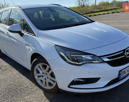 Белый Опель Астра, объемом двигателя 1.6 л и пробегом 250 тыс. км за 11000 $, фото 14 на Automoto.ua