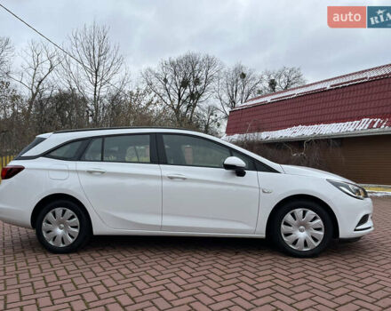 Белый Опель Астра, объемом двигателя 1.6 л и пробегом 129 тыс. км за 10500 $, фото 10 на Automoto.ua