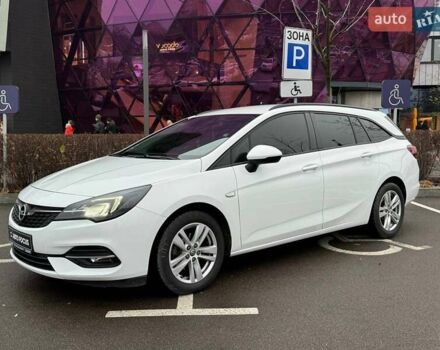 Белый Опель Астра, объемом двигателя 1.5 л и пробегом 130 тыс. км за 12990 $, фото 3 на Automoto.ua