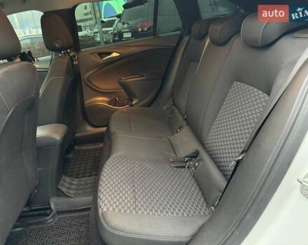 Белый Опель Астра, объемом двигателя 1.5 л и пробегом 130 тыс. км за 12990 $, фото 8 на Automoto.ua