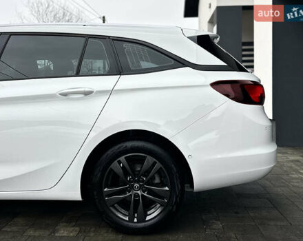 Белый Опель Астра, объемом двигателя 1.5 л и пробегом 127 тыс. км за 14699 $, фото 8 на Automoto.ua