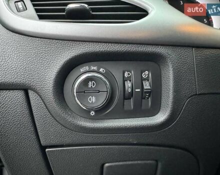 Белый Опель Астра, объемом двигателя 1.5 л и пробегом 130 тыс. км за 12990 $, фото 15 на Automoto.ua