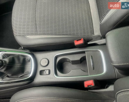 Белый Опель Астра, объемом двигателя 1.5 л и пробегом 140 тыс. км за 14200 $, фото 5 на Automoto.ua