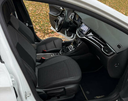 Белый Опель Астра, объемом двигателя 1.5 л и пробегом 196 тыс. км за 12400 $, фото 46 на Automoto.ua