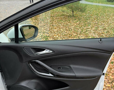 Белый Опель Астра, объемом двигателя 1.5 л и пробегом 196 тыс. км за 12400 $, фото 51 на Automoto.ua