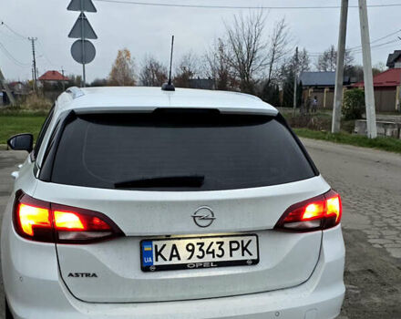 Белый Опель Астра, объемом двигателя 1.5 л и пробегом 207 тыс. км за 13800 $, фото 3 на Automoto.ua