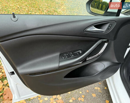 Белый Опель Астра, объемом двигателя 1.5 л и пробегом 196 тыс. км за 12400 $, фото 23 на Automoto.ua