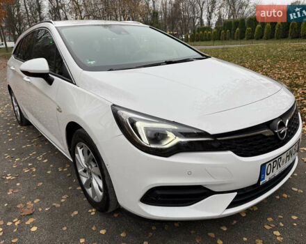 Белый Опель Астра, объемом двигателя 1.5 л и пробегом 196 тыс. км за 12400 $, фото 6 на Automoto.ua