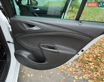 Белый Опель Астра, объемом двигателя 1.5 л и пробегом 196 тыс. км за 12400 $, фото 54 на Automoto.ua