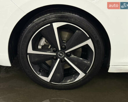 Белый Опель Астра, объемом двигателя 1.5 л и пробегом 23 тыс. км за 20499 $, фото 26 на Automoto.ua