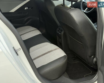 Белый Опель Астра, объемом двигателя 1.5 л и пробегом 23 тыс. км за 20499 $, фото 13 на Automoto.ua