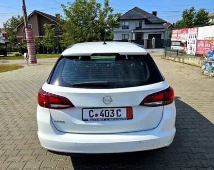 Белый Опель Астра, объемом двигателя 1.5 л и пробегом 100 тыс. км за 14500 $, фото 2 на Automoto.ua