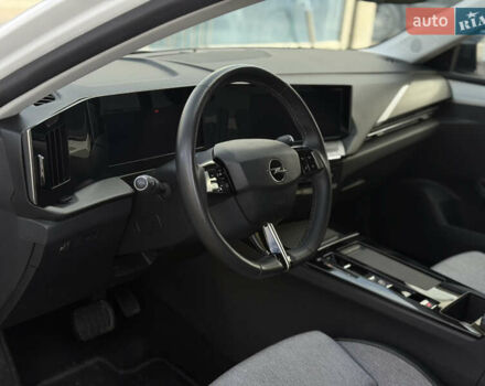 Белый Опель Астра, объемом двигателя 1.5 л и пробегом 23 тыс. км за 20499 $, фото 17 на Automoto.ua