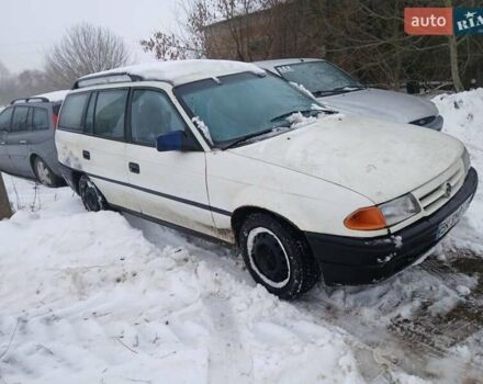 Білий Опель Астра, об'ємом двигуна 1.7 л та пробігом 400 тис. км за 1000 $, фото 1 на Automoto.ua