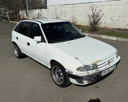 Білий Опель Астра, об'ємом двигуна 1.6 л та пробігом 320 тис. км за 950 $, фото 1 на Automoto.ua