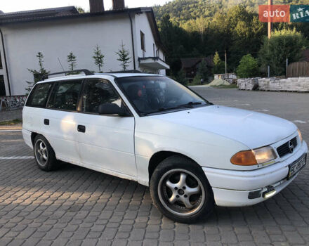 Білий Опель Астра, об'ємом двигуна 1.7 л та пробігом 300 тис. км за 1250 $, фото 1 на Automoto.ua