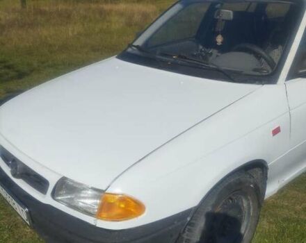 Опель Астра 1993 в Сарнах на Automoto.ua Белый Опель Астра, объемом двигателя 1.6 л и пробегом 280 тыс. км за 1500 $, фото 1 на Automoto.ua