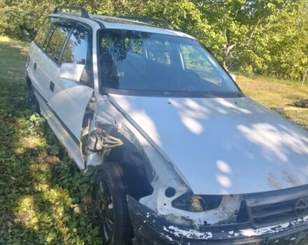 Білий Опель Астра, об'ємом двигуна 1.6 л та пробігом 80 тис. км за 806 $, фото 1 на Automoto.ua