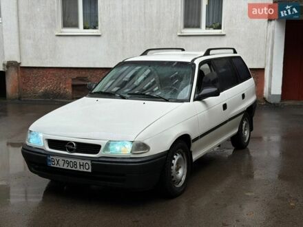 Білий Опель Астра, об'ємом двигуна 1.4 л та пробігом 190 тис. км за 1150 $, фото 1 на Automoto.ua