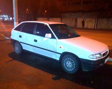 Белый Опель Астра, объемом двигателя 1.4 л и пробегом 350 тыс. км за 2132 $, фото 1 на Automoto.ua