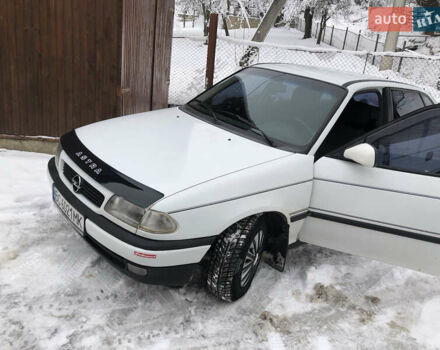 Белый Опель Астра, объемом двигателя 1.39 л и пробегом 200 тыс. км за 1950 $, фото 1 на Automoto.ua
