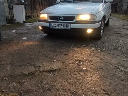 Опель Астра 1995 в Стрые на Automoto.ua Белый Опель Астра, объемом двигателя 1.4 л и пробегом 3 тыс. км за 1250 $, фото 1 на Automoto.ua
