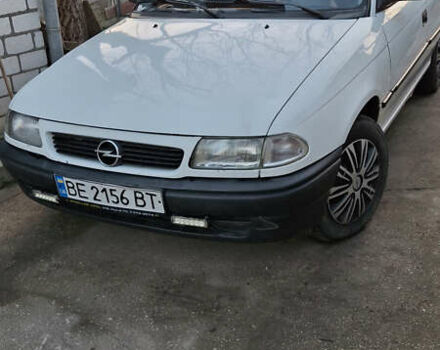 Білий Опель Астра, об'ємом двигуна 1.7 л та пробігом 471 тис. км за 1500 $, фото 1 на Automoto.ua