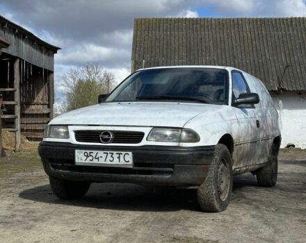 Білий Опель Астра, об'ємом двигуна 1 л та пробігом 1000 тис. км за 500 $, фото 1 на Automoto.ua