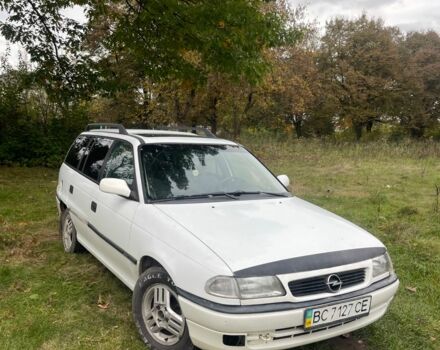 Опель Астра 1996 в Стрые на Automoto.ua Белый Опель Астра, объемом двигателя 1.6 л и пробегом 277 тыс. км за 950 $, фото 1 на Automoto.ua
