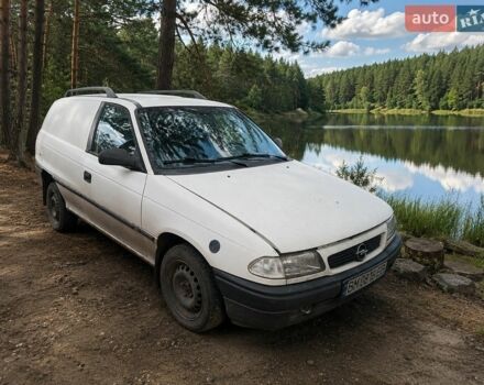 Білий Опель Астра, об'ємом двигуна 1.6 л та пробігом 400 тис. км за 800 $, фото 1 на Automoto.ua