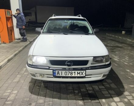 Белый Опель Астра, объемом двигателя 1.6 л и пробегом 3 тыс. км за 1300 $, фото 1 на Automoto.ua