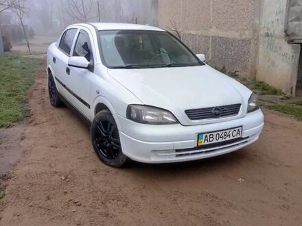 Белый Опель Астра, объемом двигателя 1.8 л и пробегом 230 тыс. км за 2850 $, фото 1 на Automoto.ua