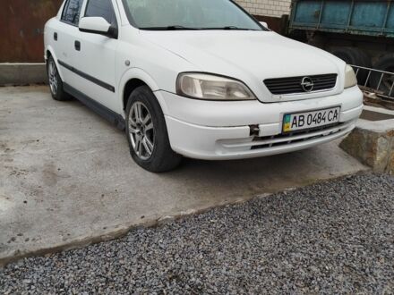 Белый Опель Астра, объемом двигателя 1.8 л и пробегом 217 тыс. км за 1700 $, фото 1 на Automoto.ua
