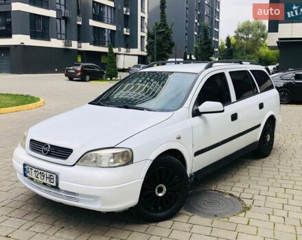 Белый Опель Астра, объемом двигателя 1.9 л и пробегом 300 тыс. км за 1750 $, фото 1 на Automoto.ua