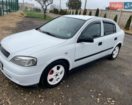 Білий Опель Астра, об'ємом двигуна 2 л та пробігом 239 тис. км за 3499 $, фото 1 на Automoto.ua