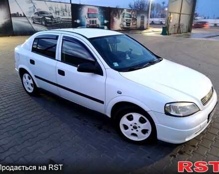 Белый Опель Астра, объемом двигателя 2 л и пробегом 239 тыс. км за 3000 $, фото 1 на Automoto.ua