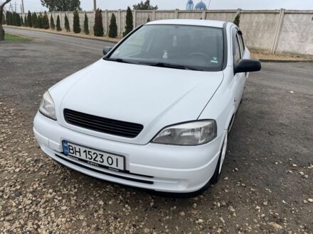 Белый Опель Астра, объемом двигателя 2 л и пробегом 239 тыс. км за 3250 $, фото 1 на Automoto.ua