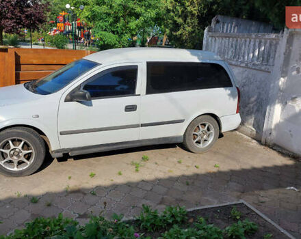 Белый Опель Астра, объемом двигателя 1.7 л и пробегом 390 тыс. км за 3000 $, фото 1 на Automoto.ua