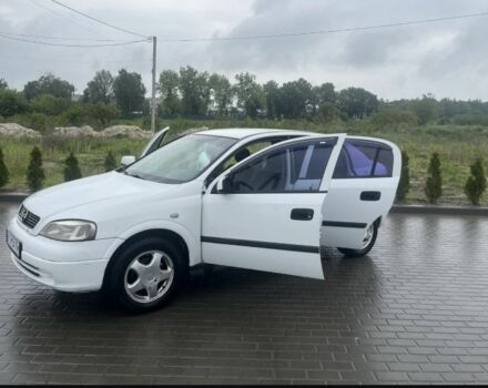 Белый Опель Астра, объемом двигателя 1.6 л и пробегом 285 тыс. км за 2200 $, фото 1 на Automoto.ua