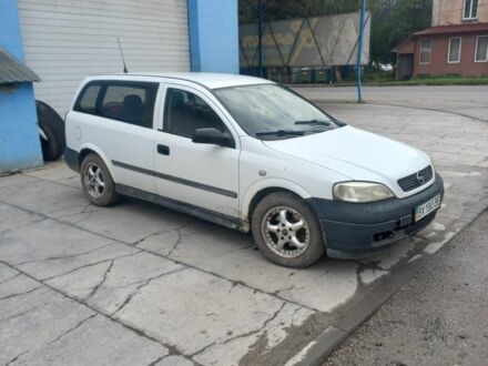 Білий Опель Астра, об'ємом двигуна 2 л та пробігом 270 тис. км за 1000 $, фото 1 на Automoto.ua